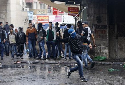 Impuissant face aux jeunes Palestiniens, Israël prétend démanteler des cellules